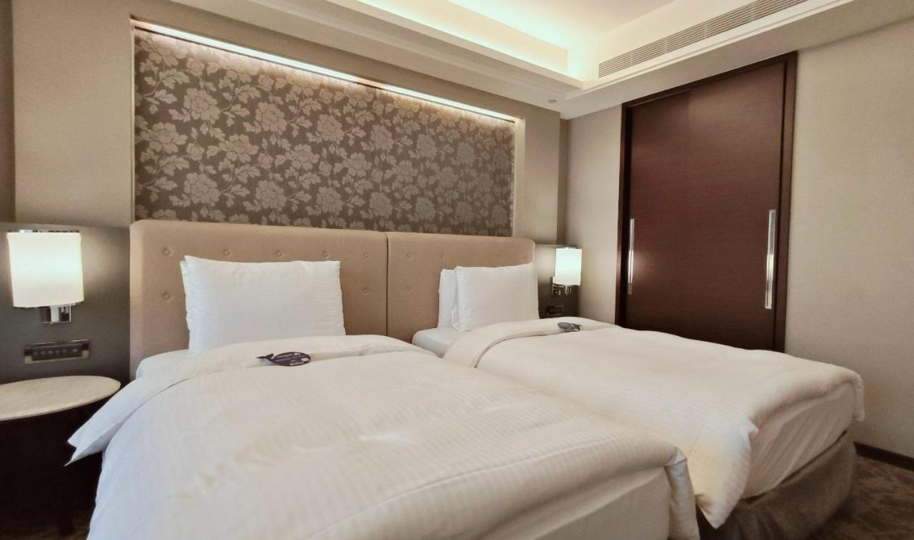 S Aura Hotel Taipei Rum bild